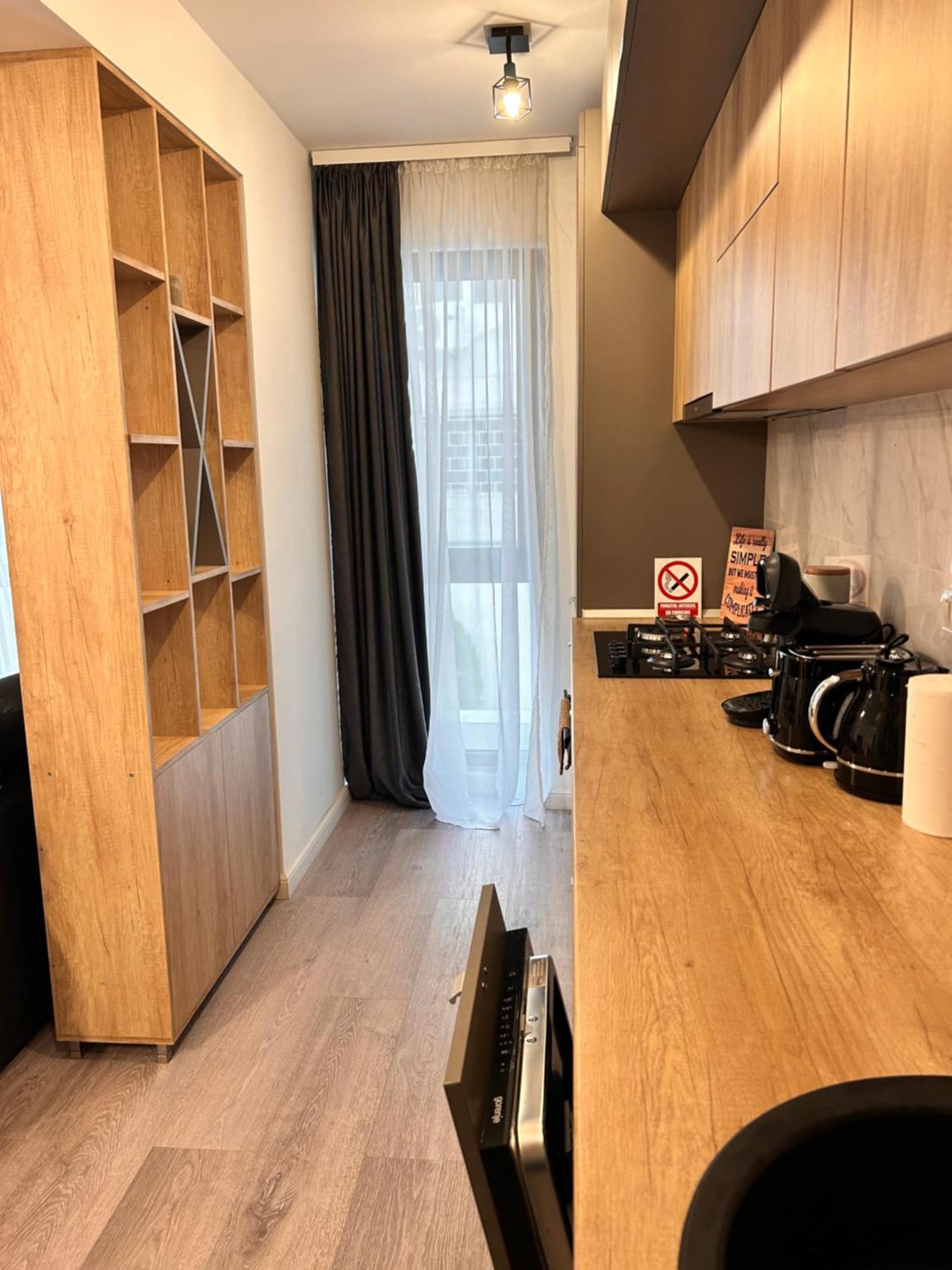 Industrial Style Appartement Boekarest Buitenkant foto
